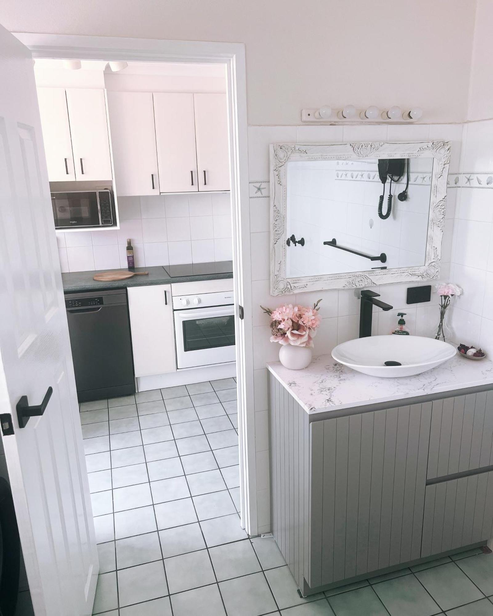 Nautilus Hamptons Style Luxury Beach Apartment メリンブラ エクステリア 写真